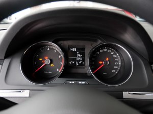 寶來2013款 1.6L 手動(dòng)時(shí)尚型
