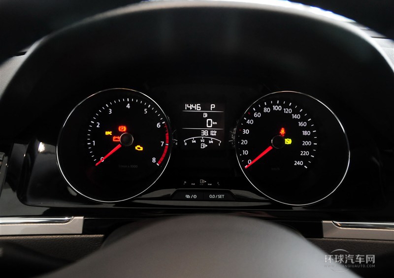 2014款 1.6L 自動(dòng)舒適型