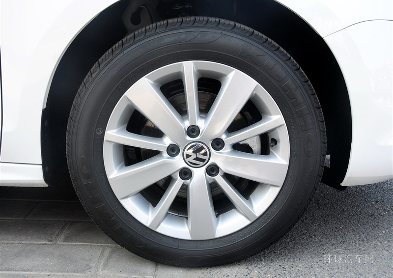 2014款 改款 1.6L 手動(dòng)時(shí)尚型