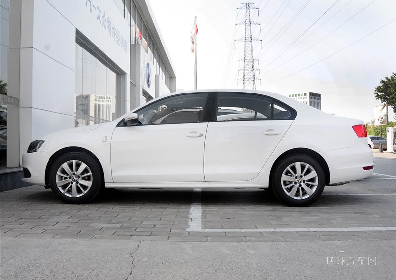 2014款 改款 1.6L 手動(dòng)時(shí)尚型