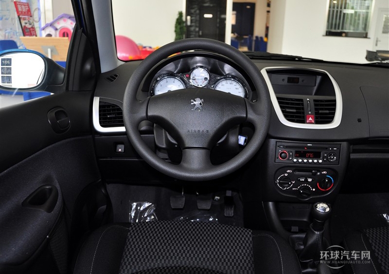 2011款 兩廂 1.4L 手動馭樂版