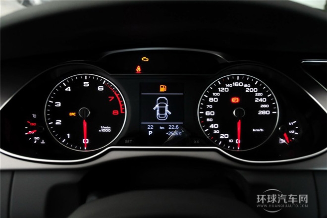 2013款 35 TFSI 自動標(biāo)準型