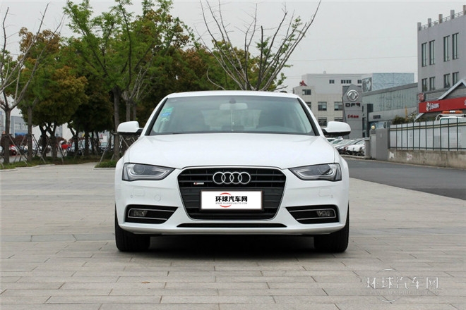 2013款 35 TFSI 自動(dòng)標(biāo)準(zhǔn)型