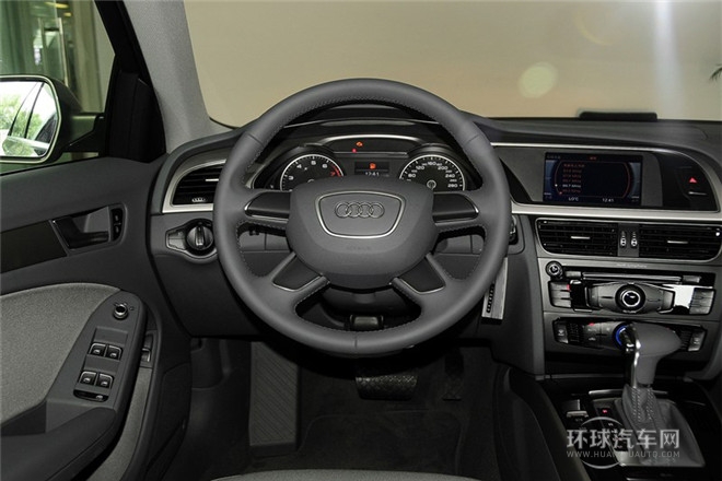 2015款 30 TFSI 自動(dòng)舒適型