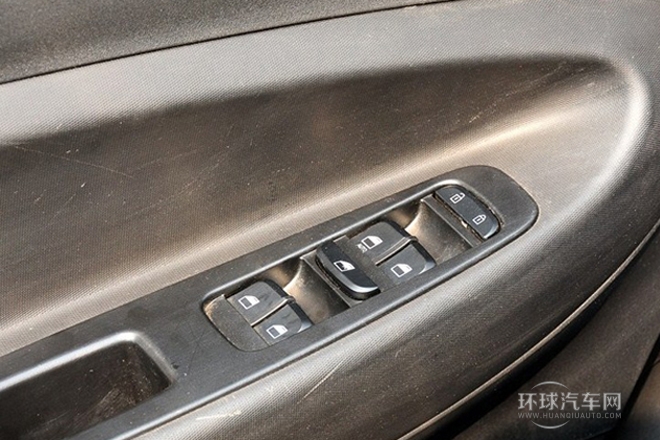 2012款 1.5L 手動(dòng)舒適型