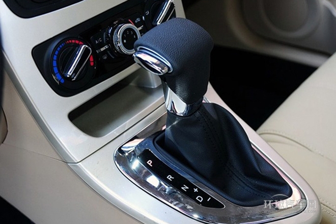 2013款 1.5L 自動舒適型