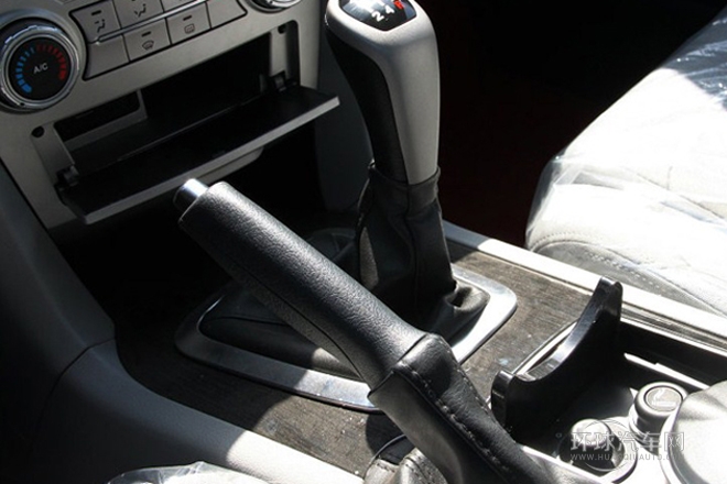 2011款 1.6L 手動(dòng)新銳版