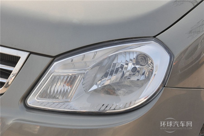 2012款 1.0L 手動標(biāo)準(zhǔn)型