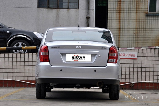 2012款 1.0L 手動(dòng)舒適型