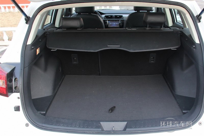 2014款 1.5T 手動(dòng)尊貴型
