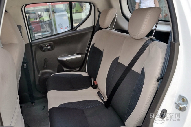 2013款 1.0L 標(biāo)準(zhǔn)型