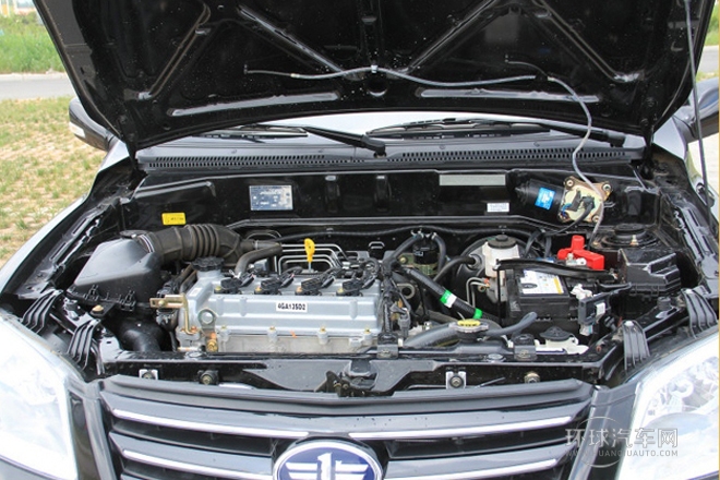 2013款 1.3L 手動標(biāo)準(zhǔn)型