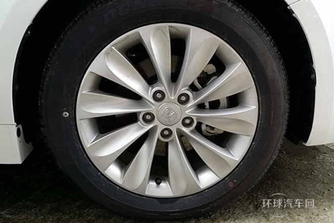 2013款 1.8T 自動(dòng)尊貴型 國IV