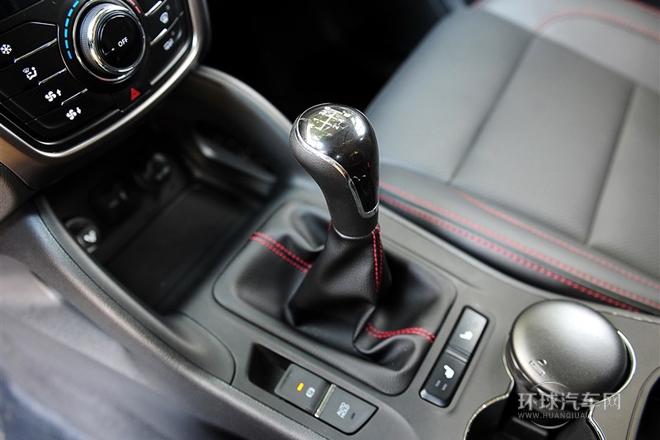 2013款 2.0L 手動(dòng)舒適型 國(guó)IV