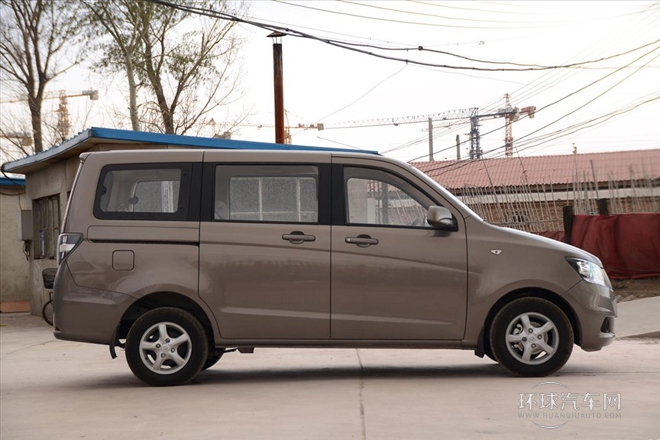 2012款 1.5L標(biāo)準(zhǔn)型