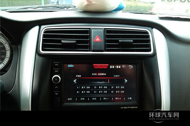 2014款 兩廂 1.4L 手動(dòng)理想型