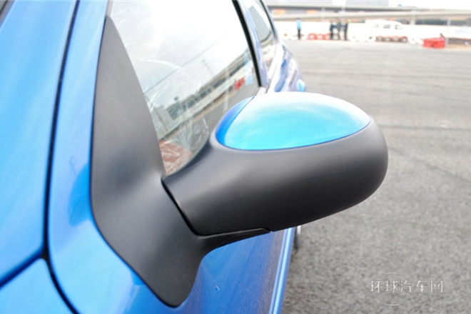 2012款 1.4L 手動(dòng)舒適型