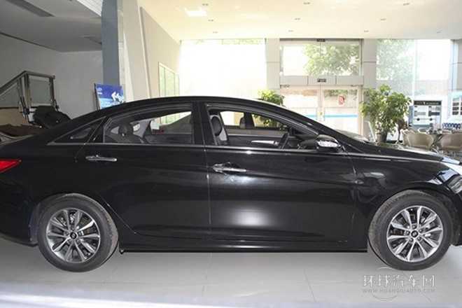 2014款 2.4L 自動領(lǐng)先版 國IV