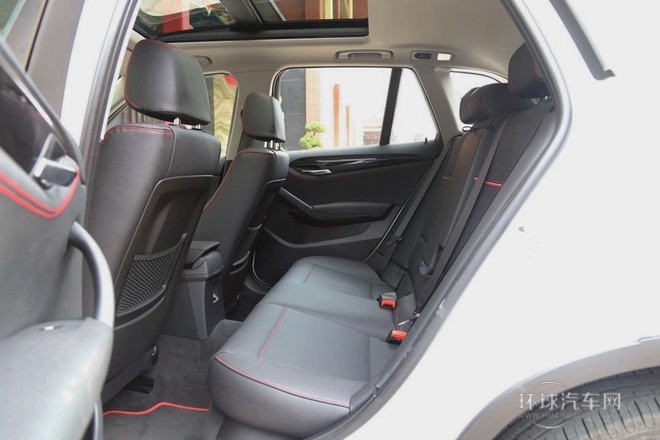2014款 sDrive18i 運(yùn)動設(shè)計(jì)套裝
