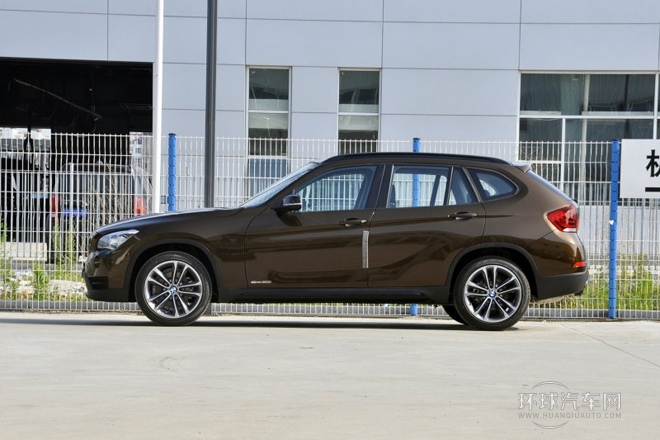 2014款 sDrive20i 運(yùn)動設(shè)計(jì)套裝