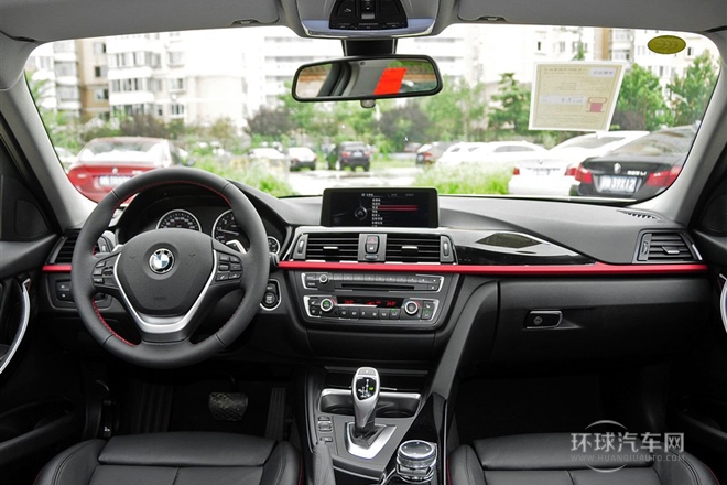 2014款 328i xDrive運動設(shè)計套裝