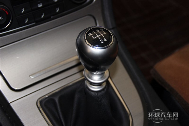 2014款 2.0T 手動(dòng)精英型