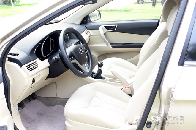 2013款 1.5L 手動(dòng)舒適版