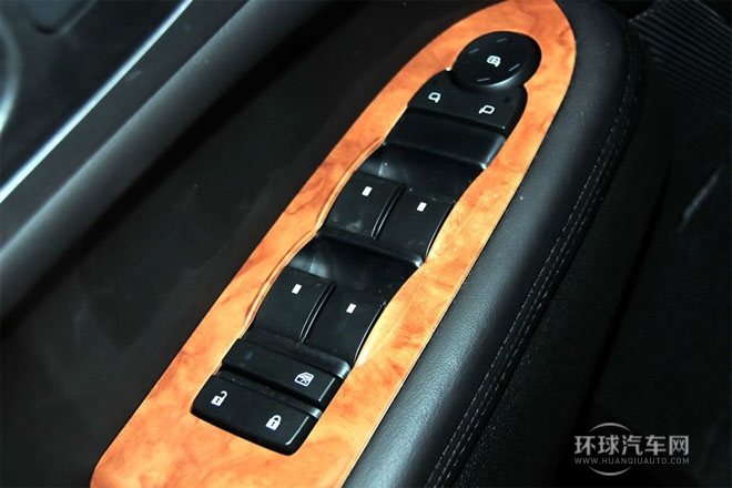 2013款3.6L 四驅(qū)精英版