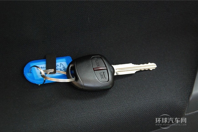 2013款 1.6L 手動(dòng)兩驅(qū)標(biāo)準(zhǔn)版