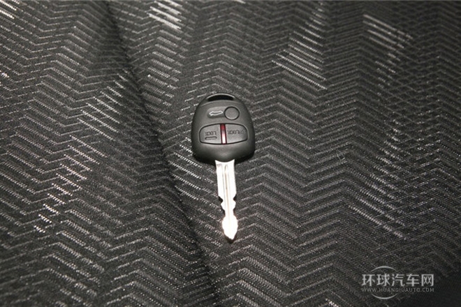 2013款 時尚版 1.8L 手動睿智型
