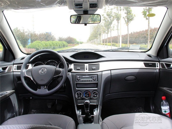 2014款 1.5L 手動智驅(qū)感恩版