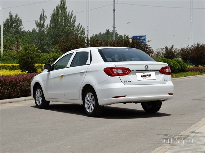 2014款 1.5L 手動(dòng)智驅(qū)感恩版