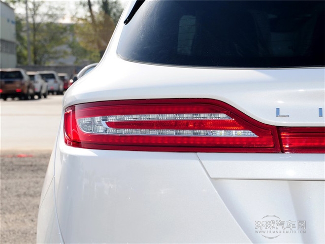 2014款 2.0T 四驅(qū)尊雅版