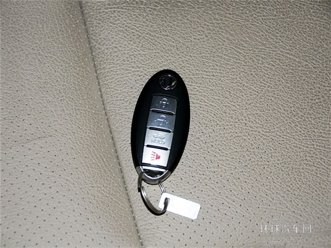 2014款 1.6L 手動智驅精英型