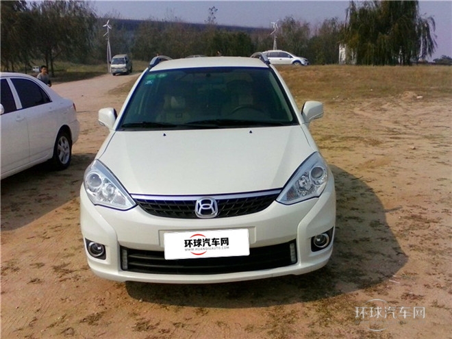 2014款 兩廂 1.4L 手動(dòng)夢想型