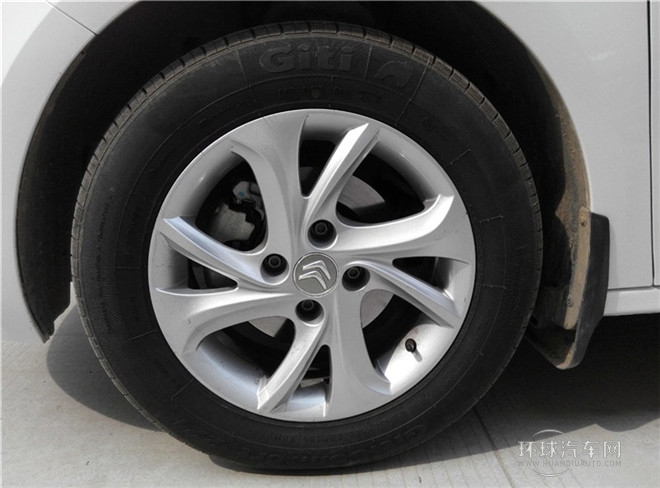 2014款 1.6L 手動(dòng)時(shí)尚型CNG