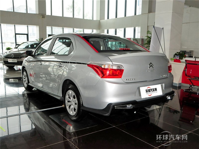 2014款 WTCC紀(jì)念版 1.6L 自動(dòng)時(shí)尚型