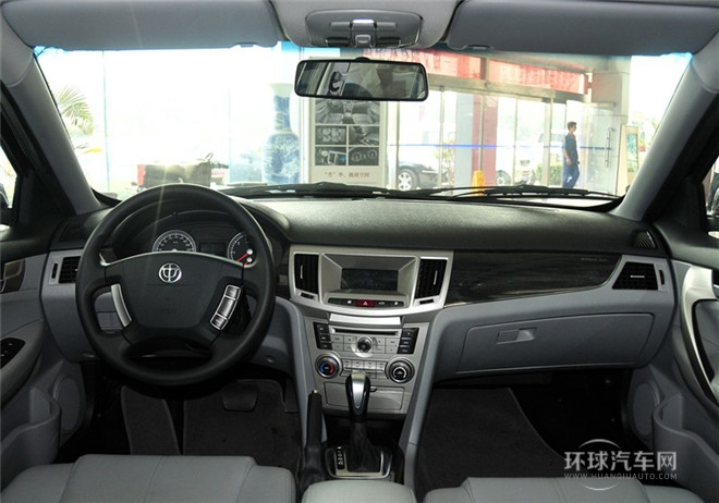 2015款 1.6L 手動(dòng)智享型