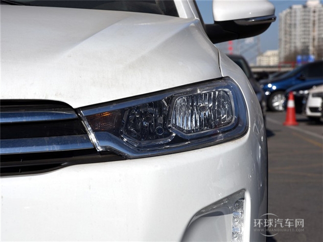 2015款 1.6L 自動(dòng)先鋒型