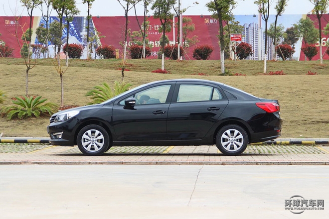 2015款 1.8L 手動(dòng)新享型