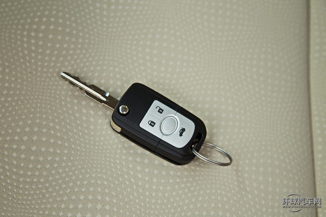 2015款 1.5L 自動(dòng)尊享型