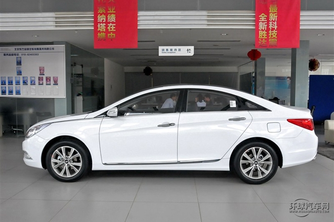 2015款 經(jīng)典 2.4L 自動領(lǐng)先版 國V