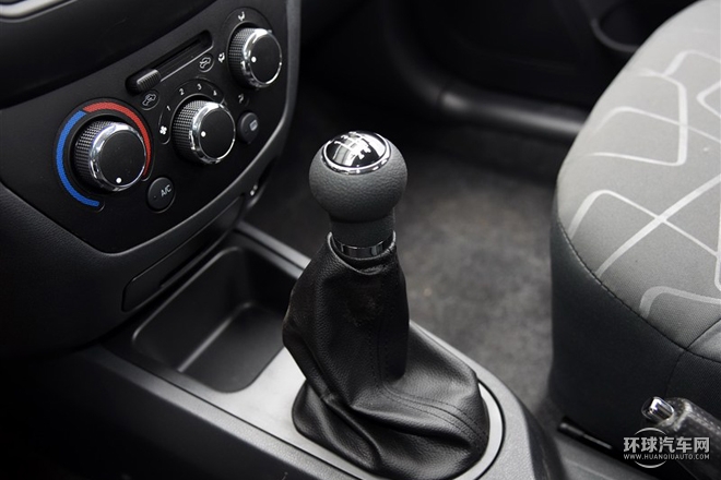 2015款 1.5L 自動(dòng)進(jìn)取型