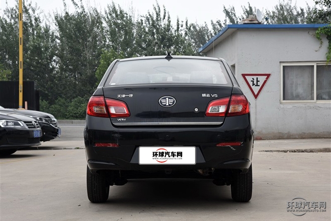 2015款 1.5L 自動進(jìn)取型
