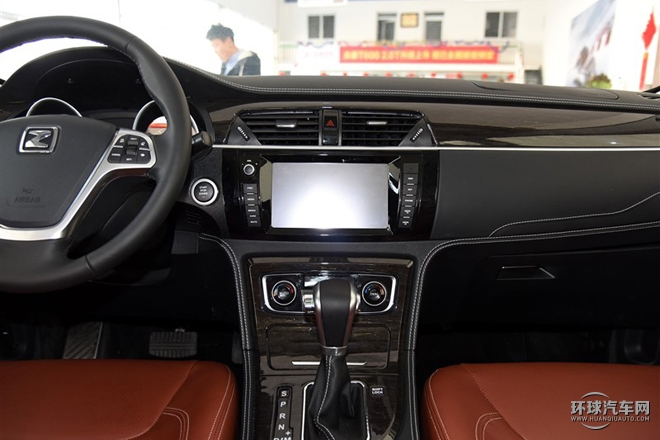 2015款 2.0T 自動尊貴型