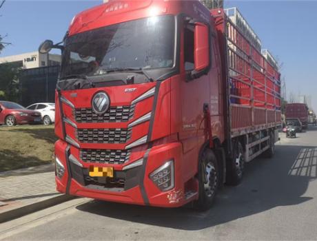 節(jié)油挑戰(zhàn)賽|百公里油耗18.9L！歐曼星輝6x2載貨車：丁師傅逐夢路上的可靠伙伴